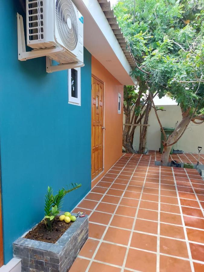 Curasita Colour Appartments & Resort - Adres Kaya Sucre Nst 282 Willemstad Zimmer foto