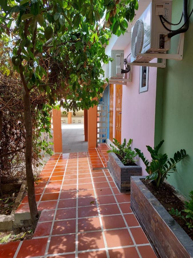 Curasita Colour Appartments & Resort - Adres Kaya Sucre Nst 282 Willemstad Zimmer foto
